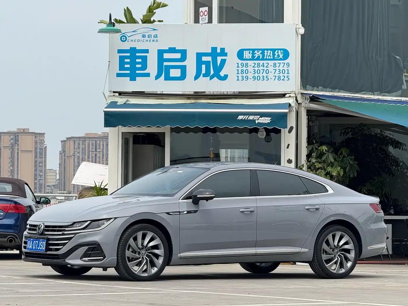 FAW-Volkswagen CC 2023 380TSI Striking Edition — миниатюра 1