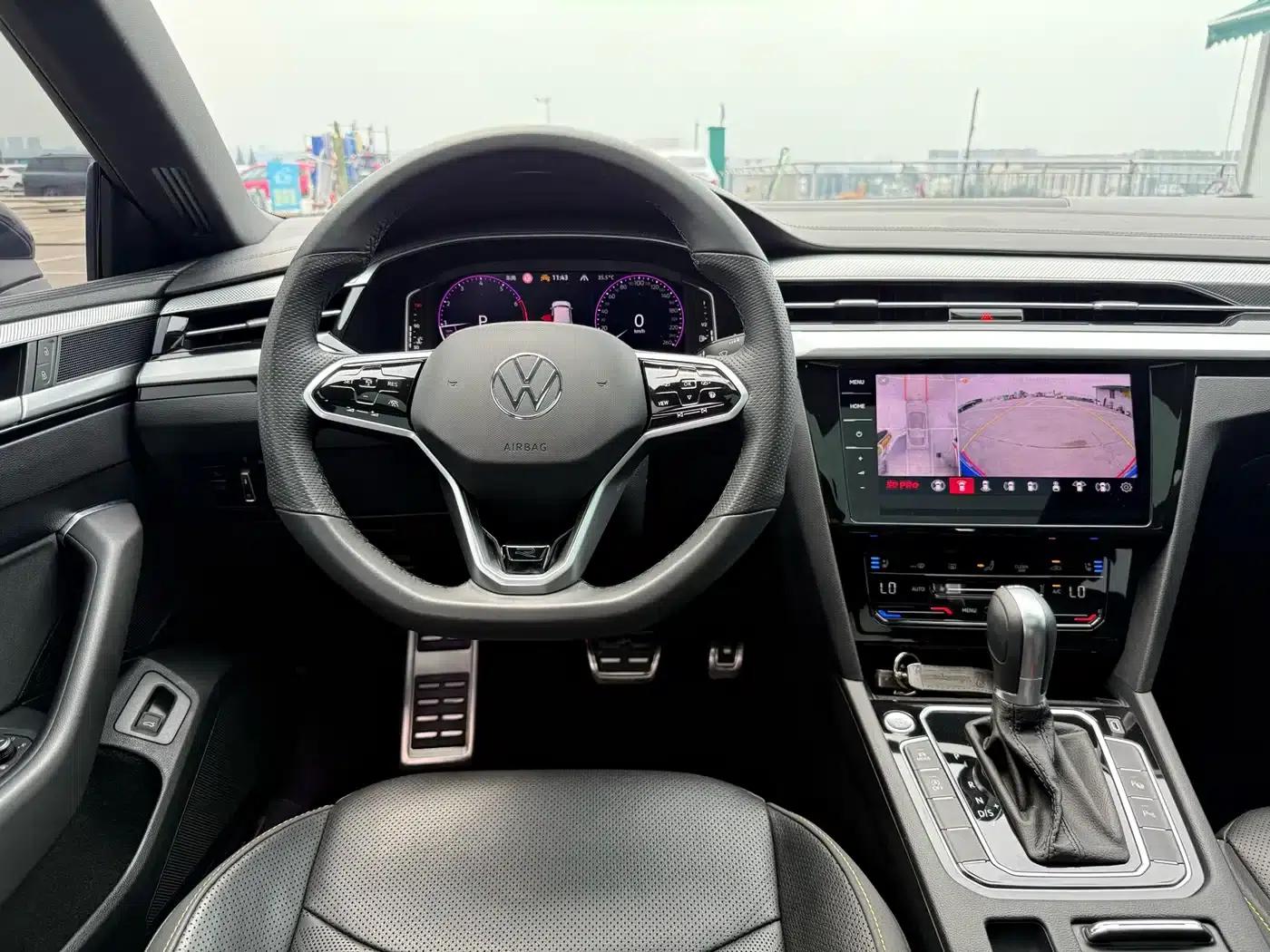 FAW-Volkswagen CC 2023 380TSI Striking Edition — миниатюра 11