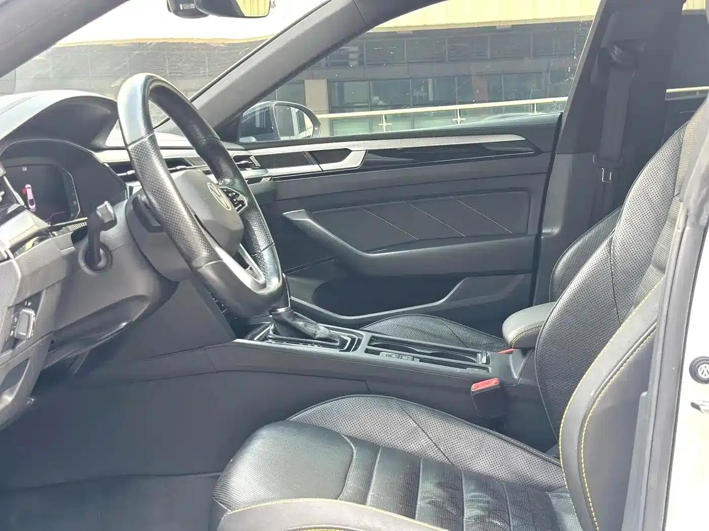 FAW-Volkswagen CC 2021 380TSI Striking Edition — миниатюра 9