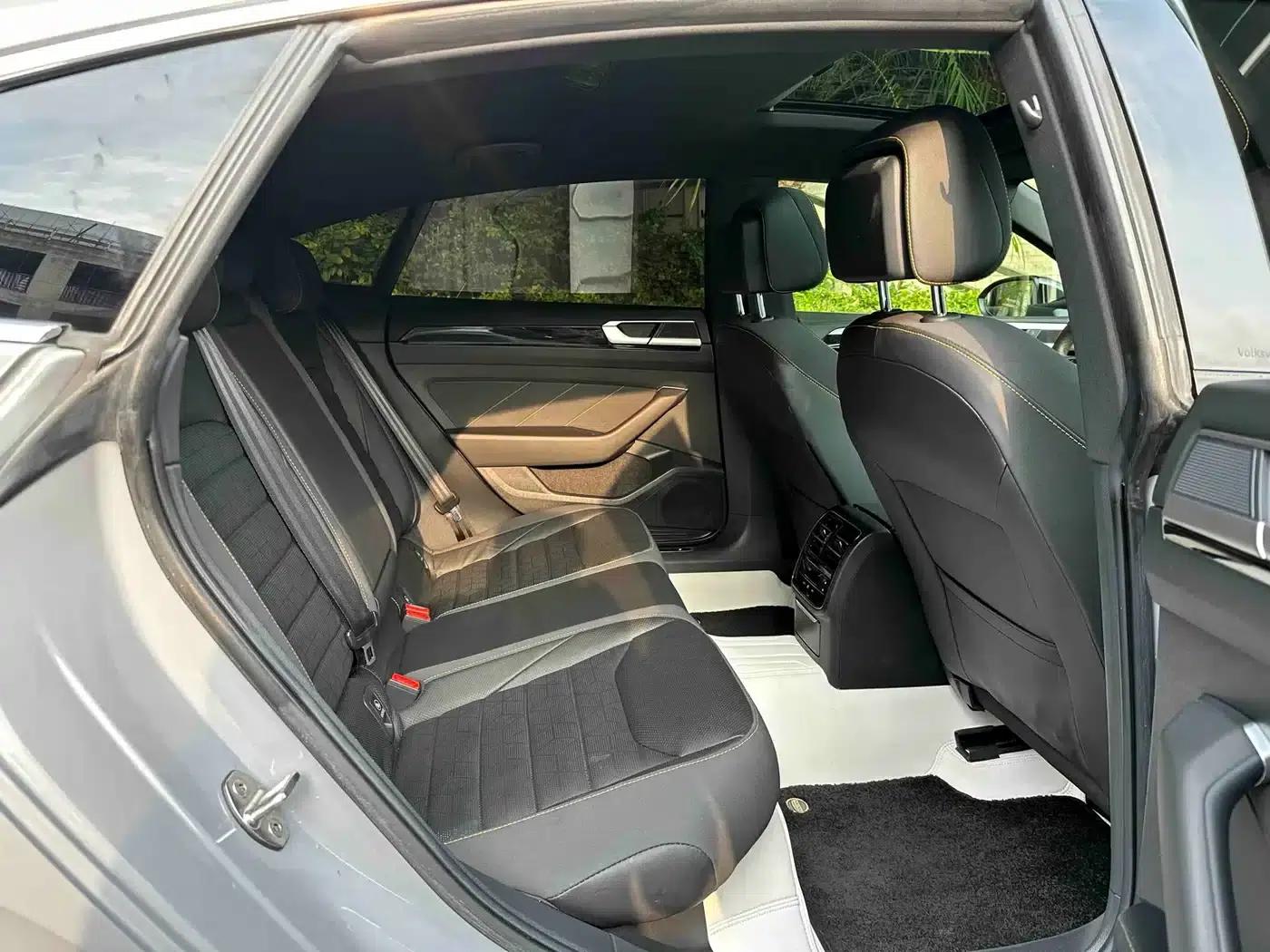 FAW-Volkswagen CC 2021 380TSI Striking Edition — миниатюра 32