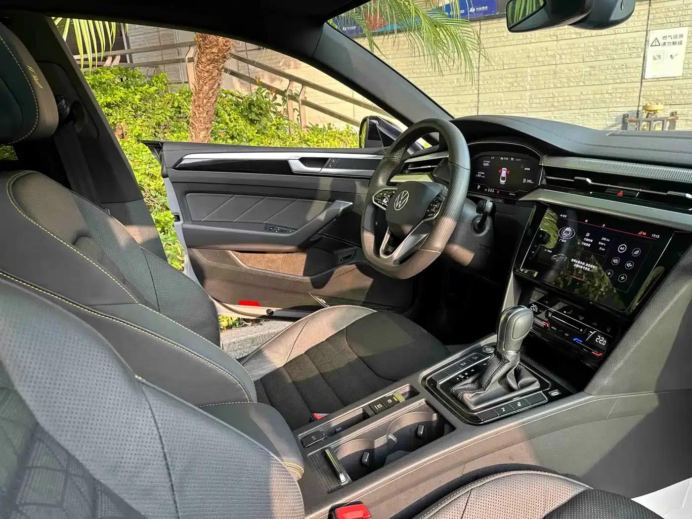 FAW-Volkswagen CC 2021 380TSI Striking Edition — миниатюра 33