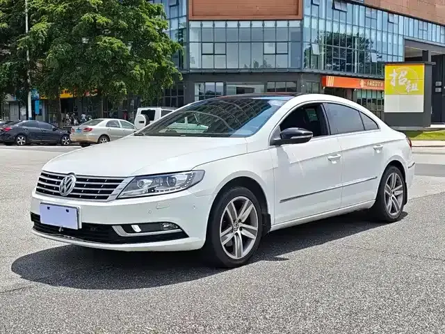 FAW-Volkswagen CC 2013 2.0TSI Luxury Edition