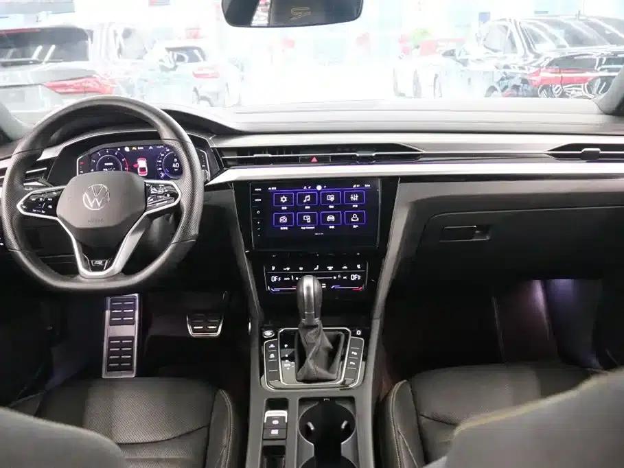 FAW-Volkswagen CC 2024 380TSI Striking Popular Edition — миниатюра 5