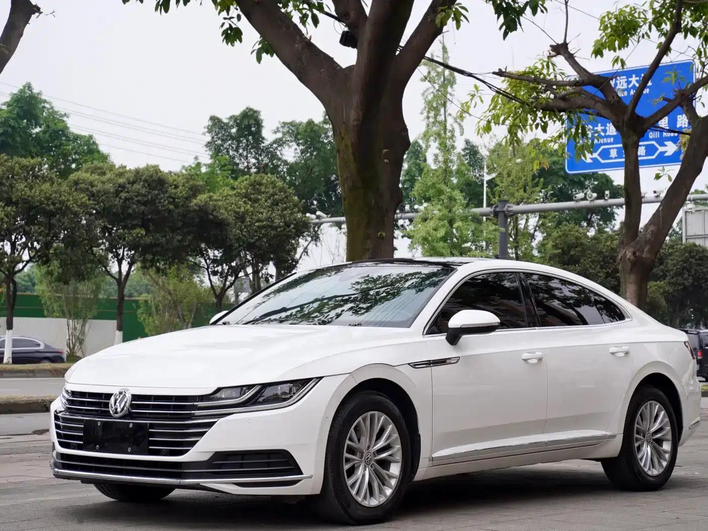 FAW-Volkswagen CC 2019 330TSI Charm Edition (National V Emission Standard) — миниатюра 1