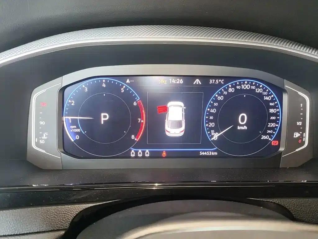 FAW-Volkswagen CC 2021 380TSI Striking Edition — миниатюра 12