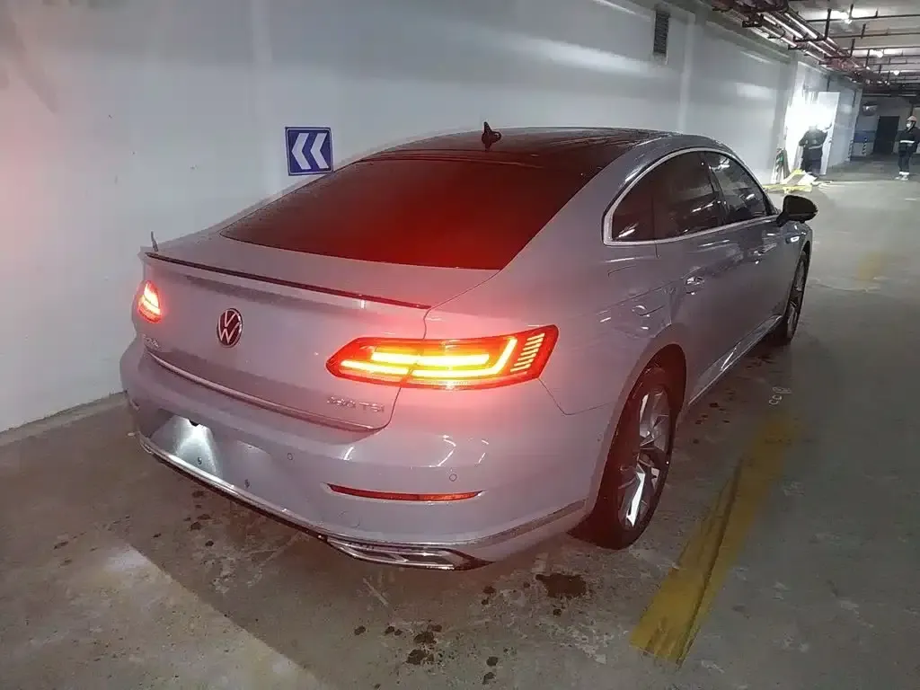 FAW-Volkswagen CC 2021 380TSI Striking Edition — миниатюра 5