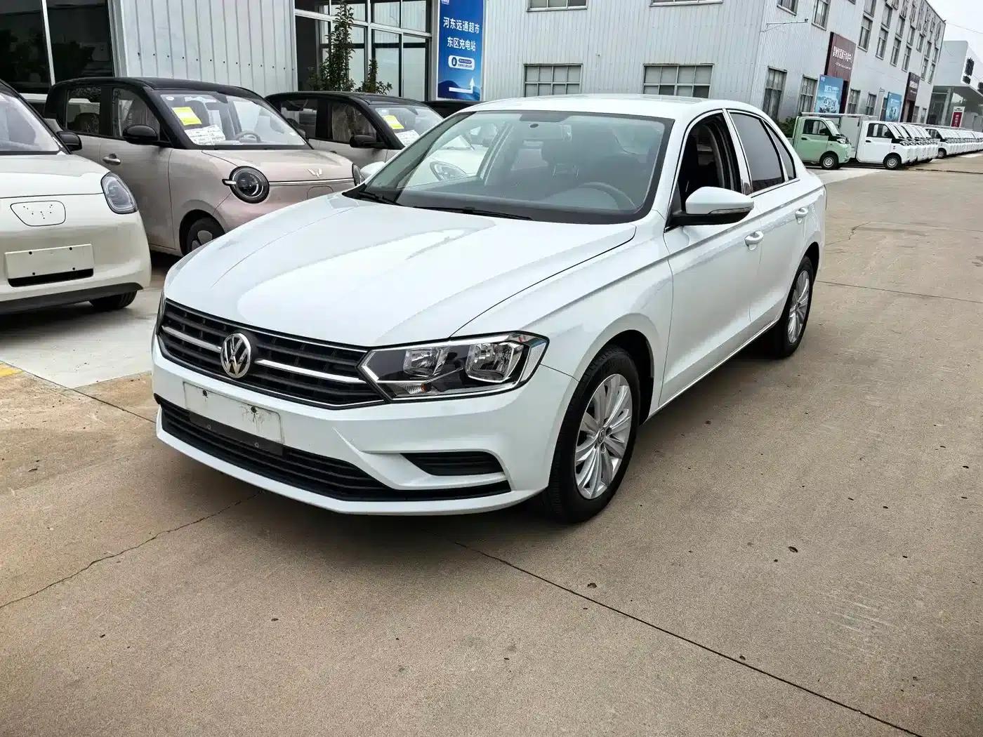 2021 Volkswagen Bora 1.5L Automatic Fashion Smart Edition — миниатюра 1