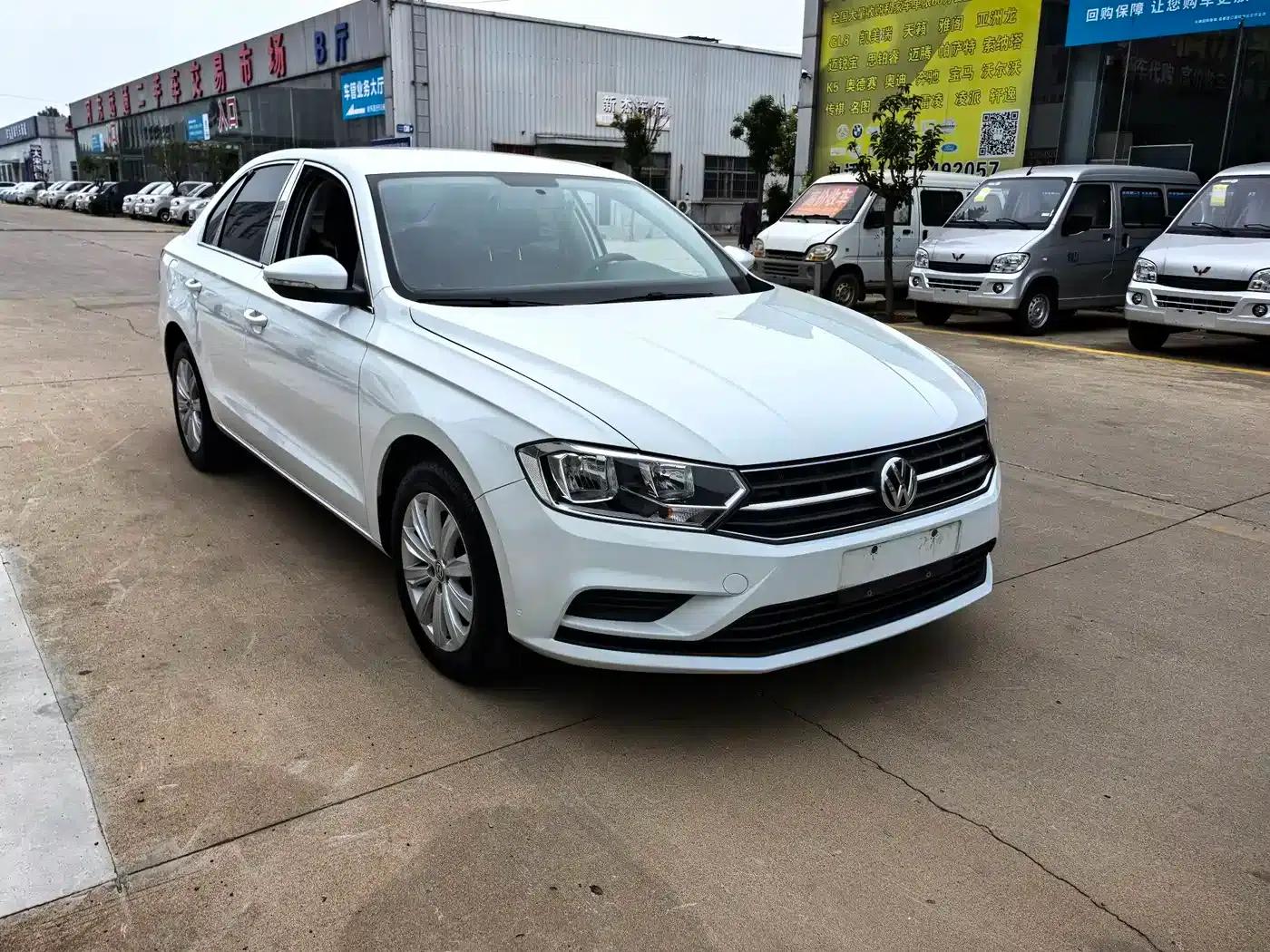 2021 Volkswagen Bora 1.5L Automatic Fashion Smart Edition — миниатюра 2