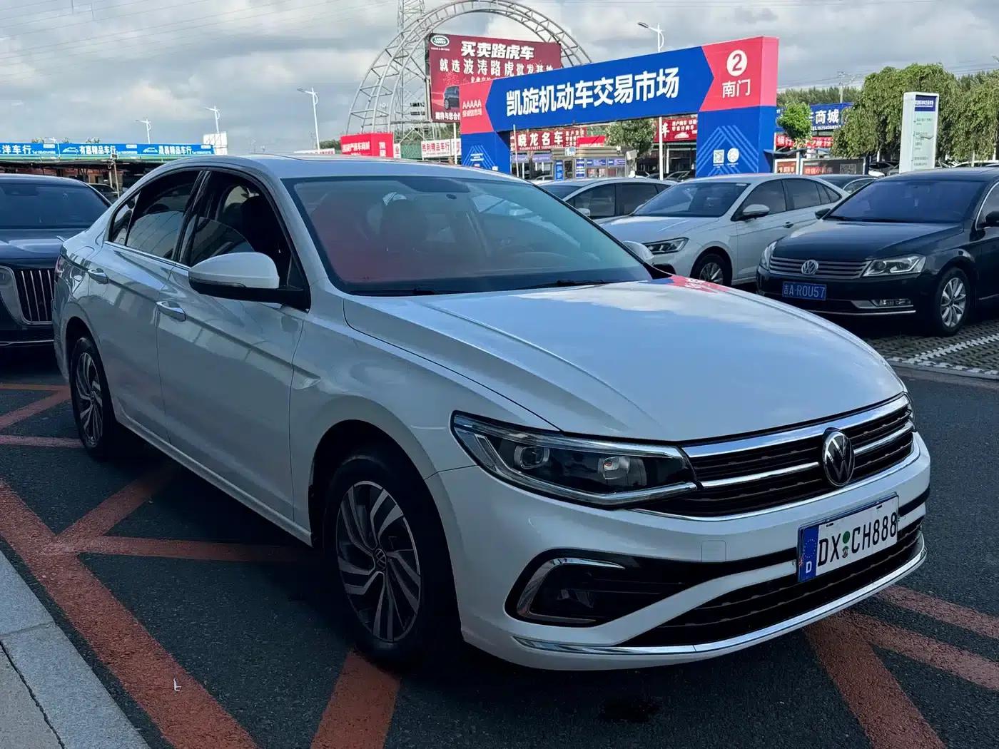 2023 Volkswagen Bora 200TSI DSG Smart Edition — миниатюра 2
