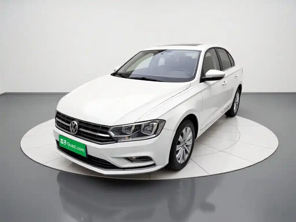2016 Volkswagen Bora 1.6L Manual Comfort Model — миниатюра 1