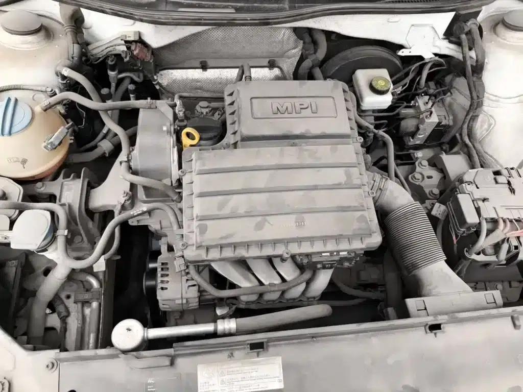 2016 Volkswagen Bora 1.6L Manual Comfort Model — миниатюра 16