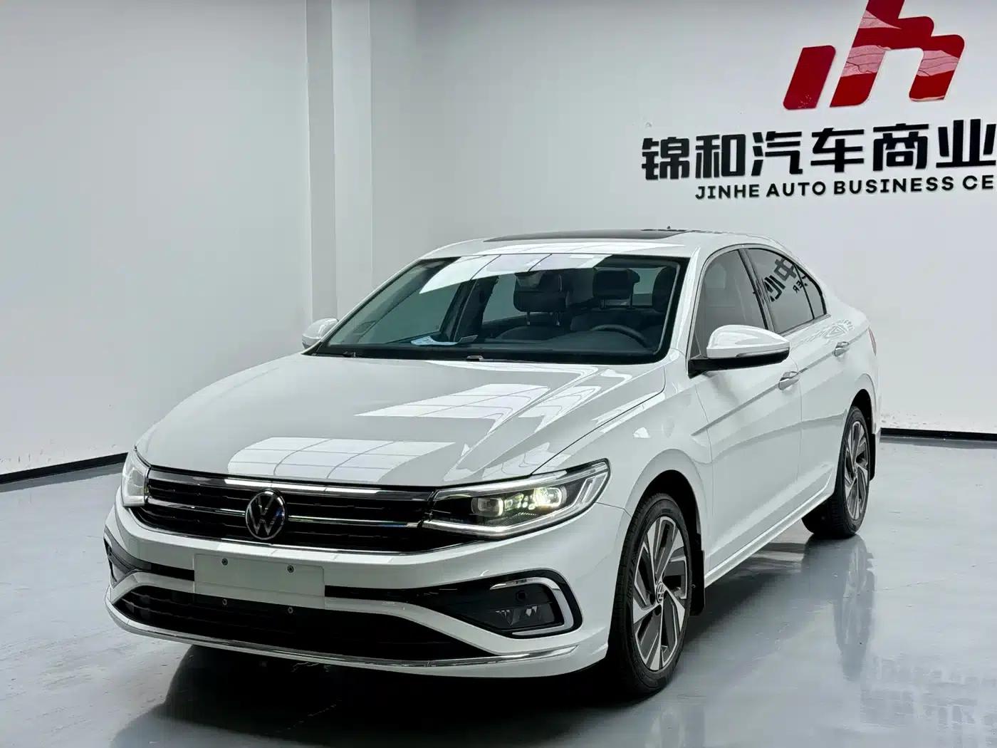 2023 Volkswagen Bora 200TSI DSG Smart PRO Edition — миниатюра 1