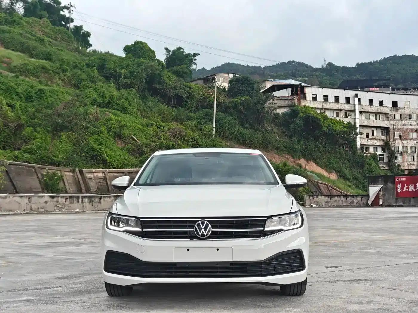 2021 Volkswagen Bora 1.5L Automatic Fashion Smart Edition — миниатюра 2