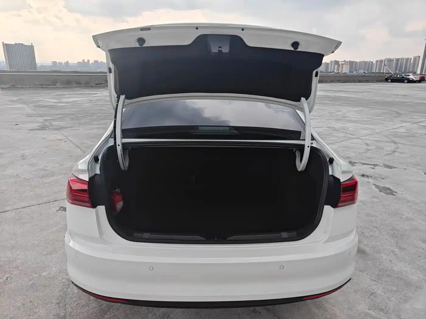 2021 Volkswagen Bora 1.5L Automatic Fashion Smart Edition — миниатюра 15