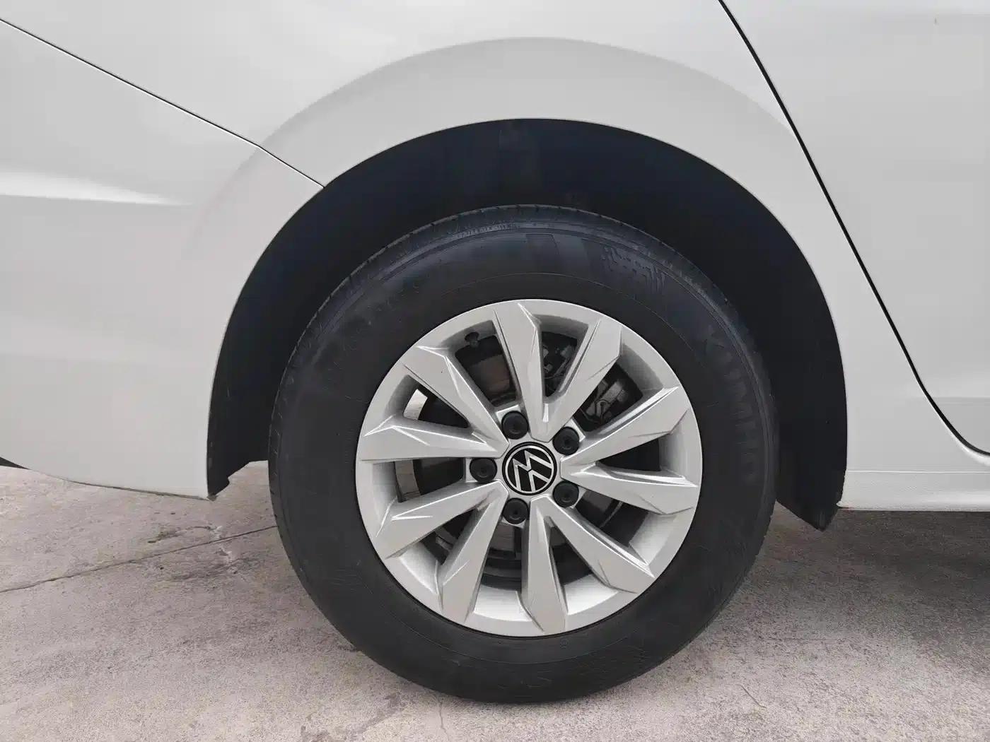 2021 Volkswagen Bora 1.5L Automatic Fashion Smart Edition — миниатюра 19
