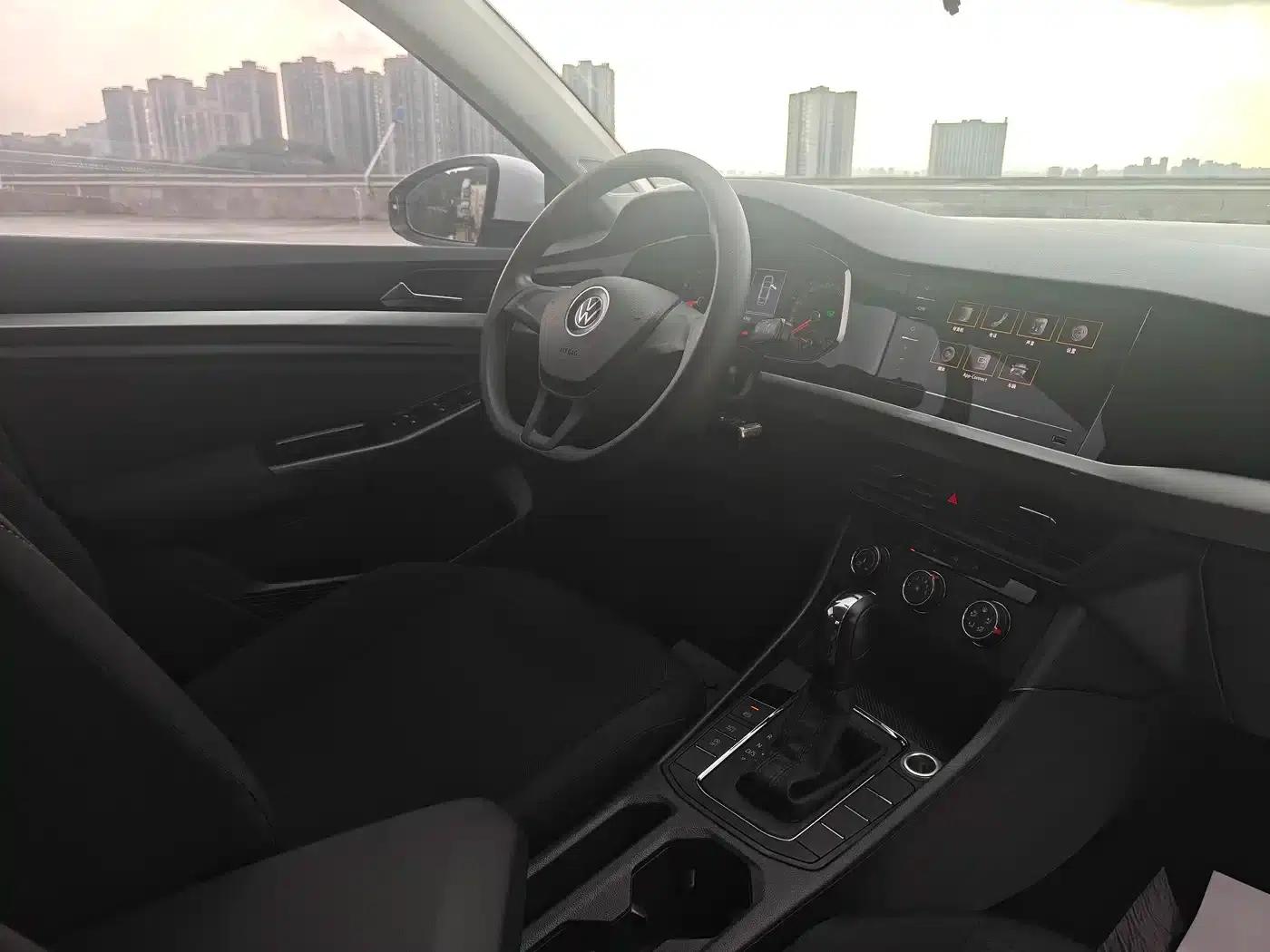 2021 Volkswagen Bora 1.5L Automatic Fashion Smart Edition — миниатюра 23