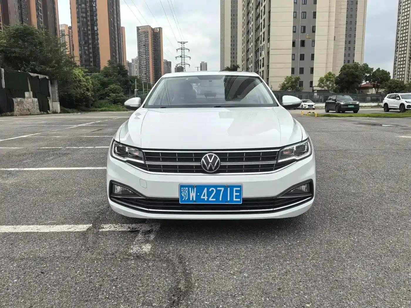 2021 Volkswagen Bora 1.5L Automatic Comfort Smart Connect Edition — миниатюра 2