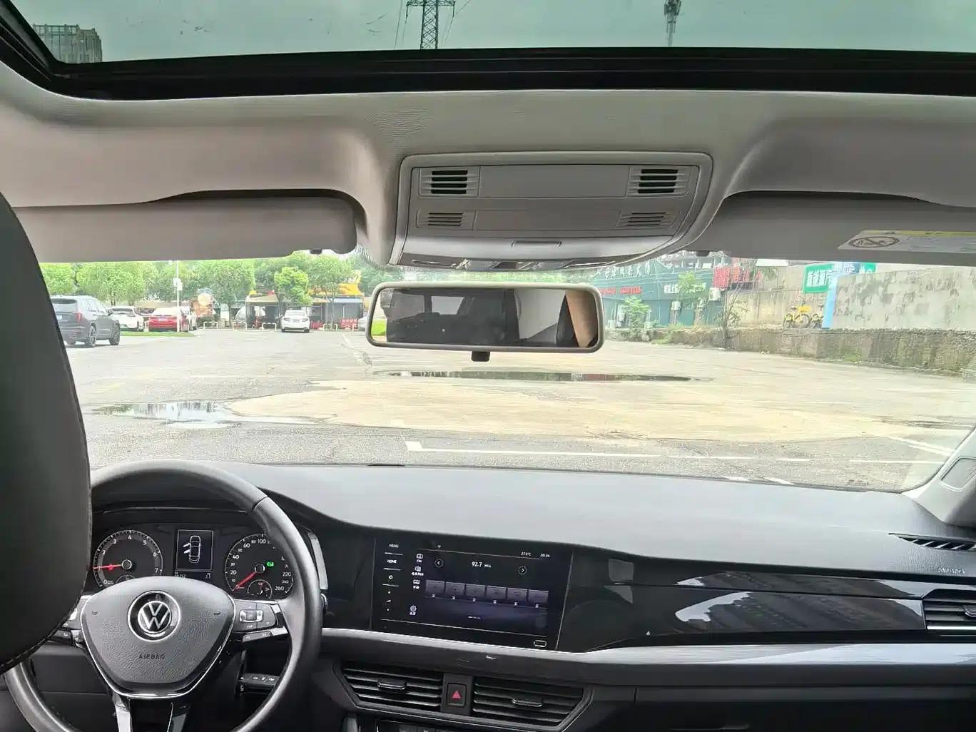 2021 Volkswagen Bora 1.5L Automatic Comfort Smart Connect Edition — миниатюра 11