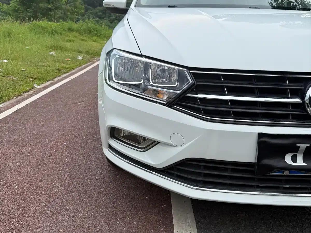 2016 Volkswagen Bora 1.6L Automatic Comfort Model — миниатюра 16