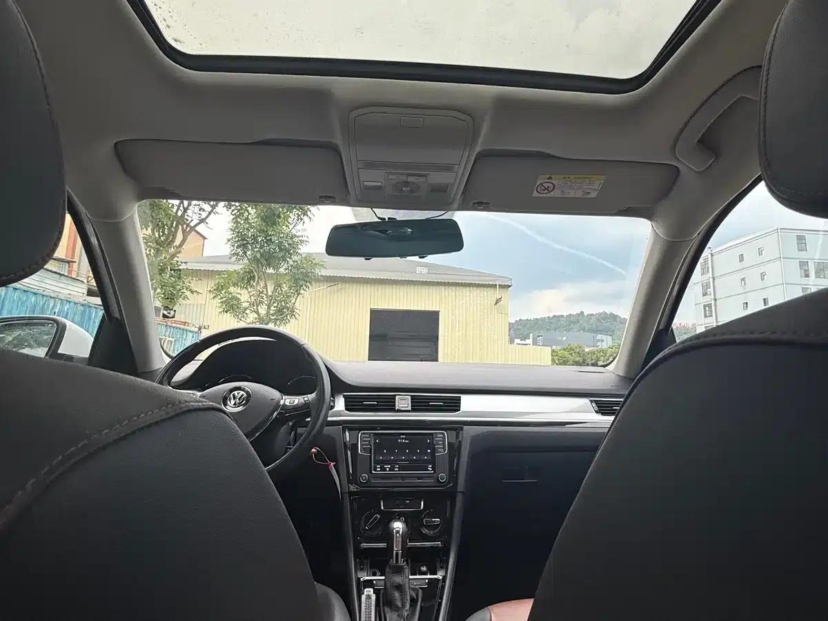 2016 Volkswagen Bora 1.6L Automatic Comfort Model — миниатюра 19