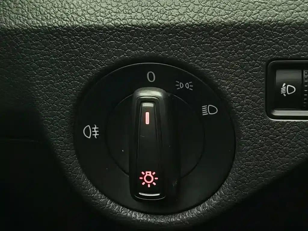 2019 Volkswagen Bora Facelift: Bora Legend 1.5L Automatic Fashion Model (China VI Emission Standard) — миниатюра 21