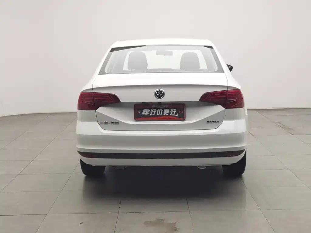 2019 Volkswagen Bora Facelift: Bora Legend 1.5L Automatic Fashion Model (China VI Emission Standard) — миниатюра 4