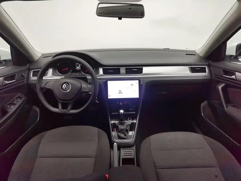 2019 Volkswagen Bora Facelift: Bora Legend 1.5L Automatic Fashion Model (China VI Emission Standard) — миниатюра 5