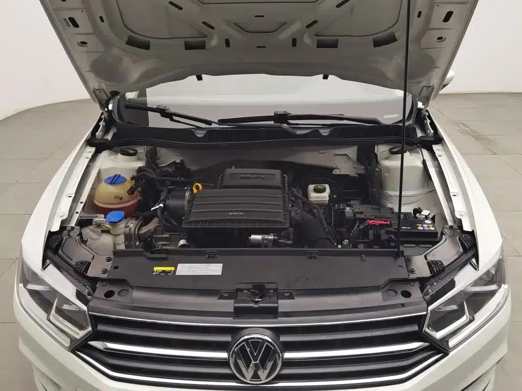 2019 Volkswagen Bora Facelift: Bora Legend 1.5L Automatic Fashion Model (China VI Emission Standard) — миниатюра 6