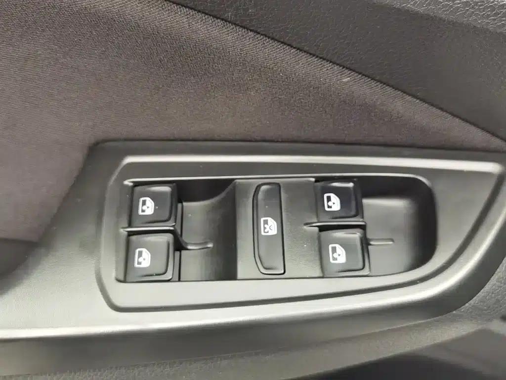 2019 Volkswagen Bora Facelift: Bora Legend 1.5L Automatic Fashion Model (China VI Emission Standard) — миниатюра 9