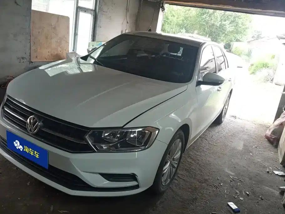 2019 Volkswagen Bora Facelift: Bora Legend 1.5L Manual Fashion Model (China VI Emission Standard) — миниатюра 1