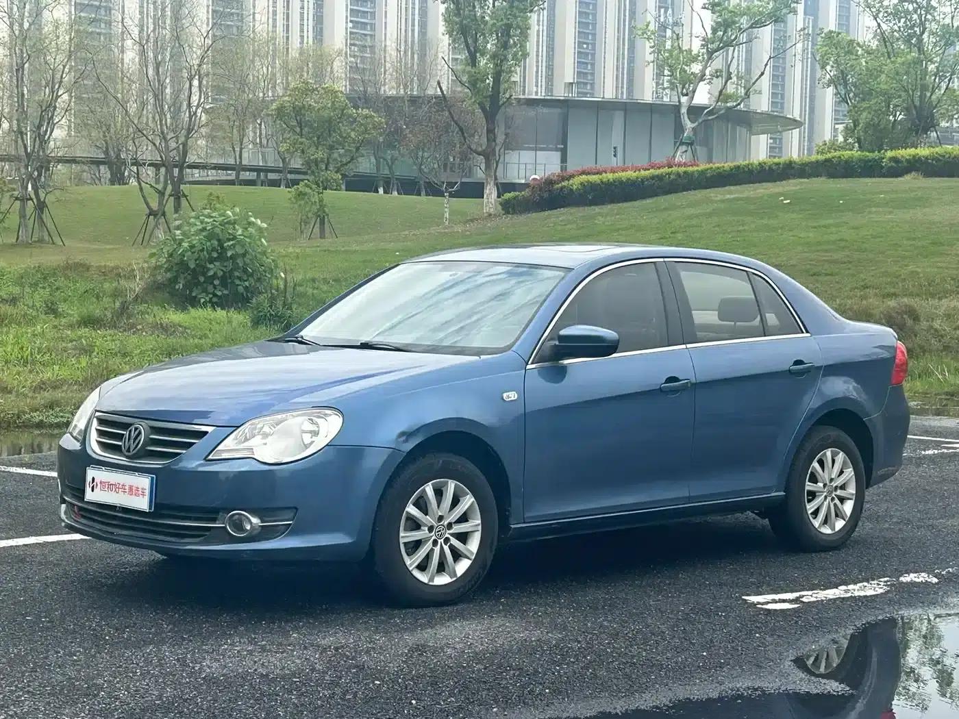 2012 Volkswagen Bora 1.6L Automatic Comfort Model — миниатюра 1