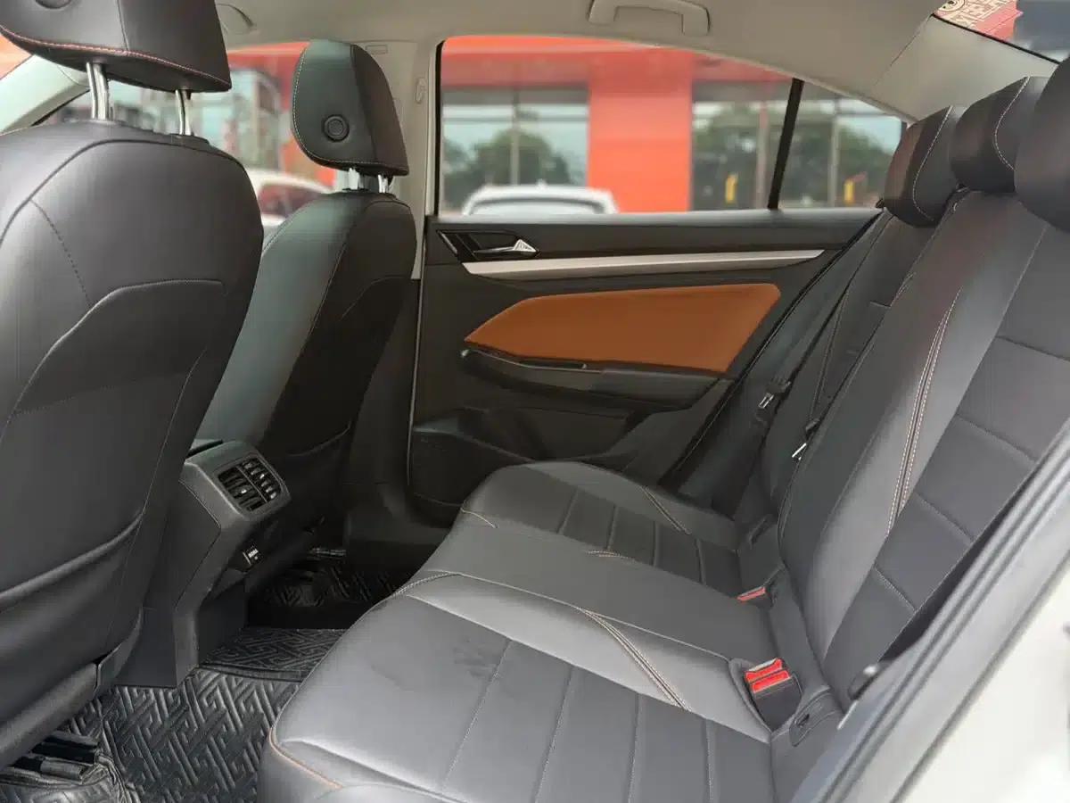 2023 Volkswagen Bora 200TSI DSG Smart PRO Edition — миниатюра 11