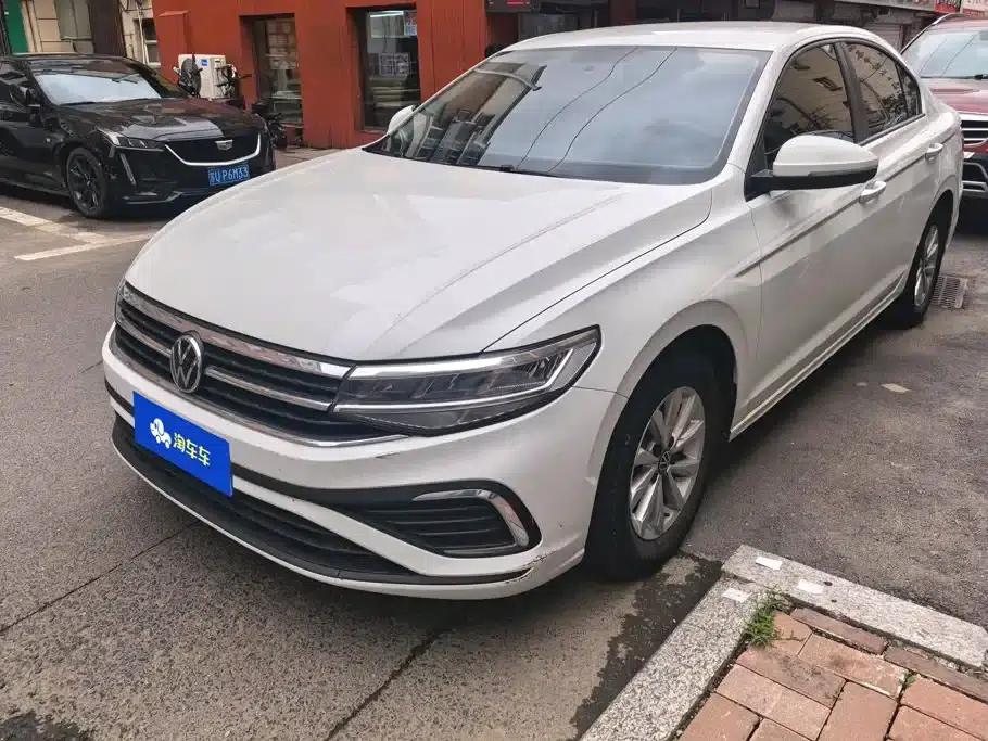 2023 Volkswagen Bora 200TSI DSG Comfort Edition — миниатюра 1