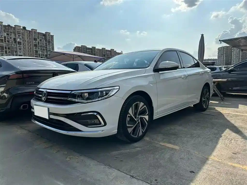 2023 Volkswagen Bora 200TSI DSG Smart Edition — миниатюра 1