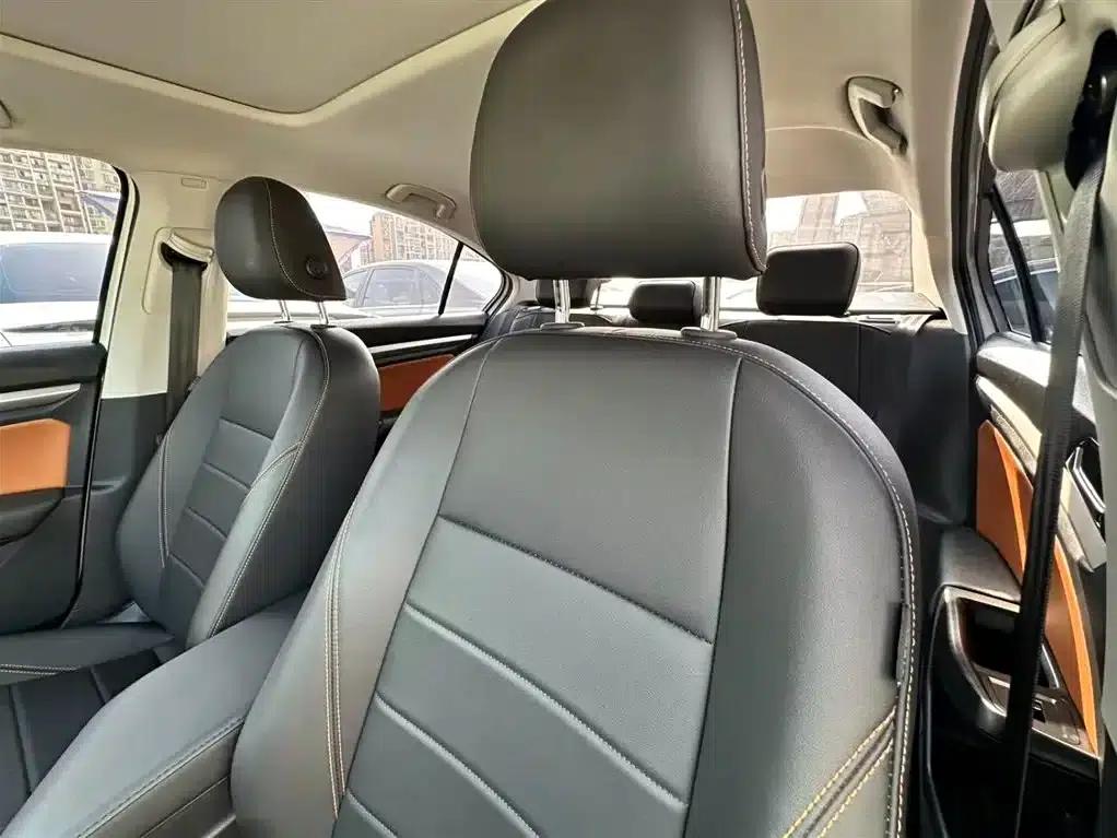 2023 Volkswagen Bora 200TSI DSG Smart Edition — миниатюра 5