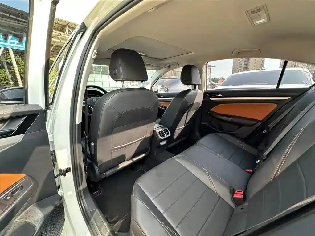 2023 Volkswagen Bora 200TSI DSG Smart Edition — миниатюра 8