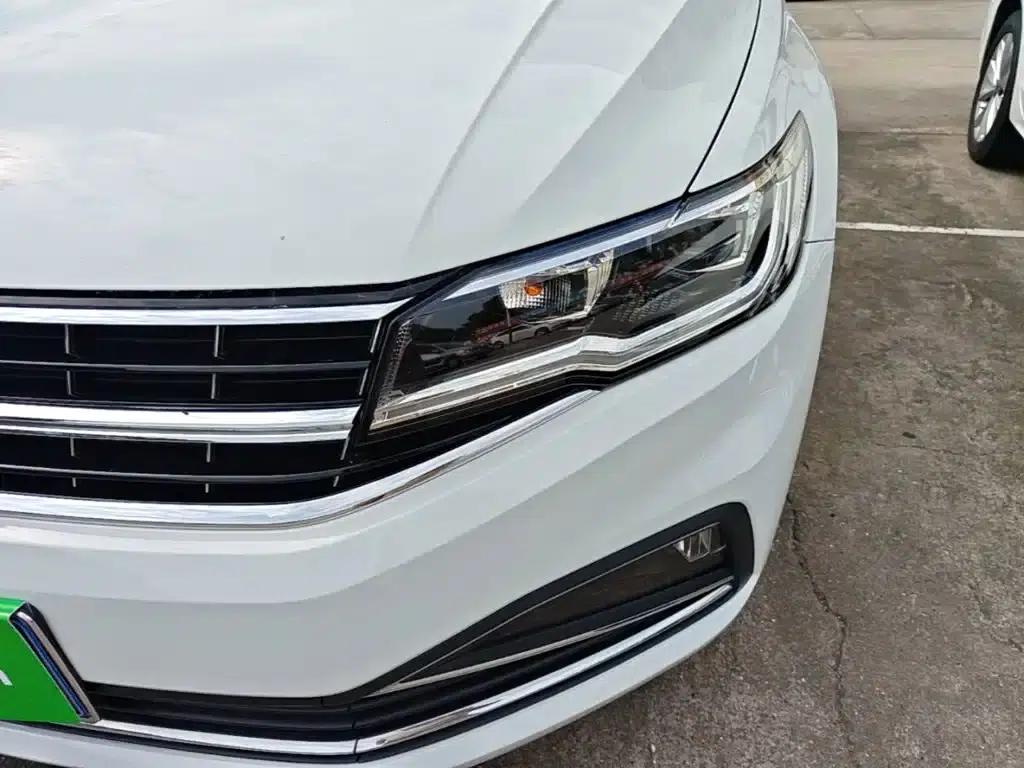 2021 Volkswagen Bora 1.5L Automatic Elite Smart Edition — миниатюра 24