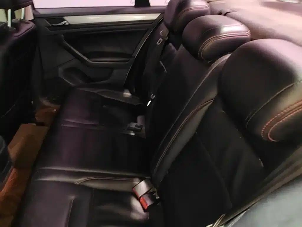 2017 Volkswagen Bora 1.6L Automatic Fashion Edition — миниатюра 17