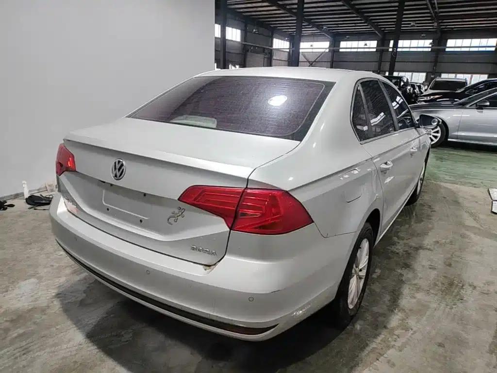 2017 Volkswagen Bora 1.6L Automatic Fashion Edition — миниатюра 7