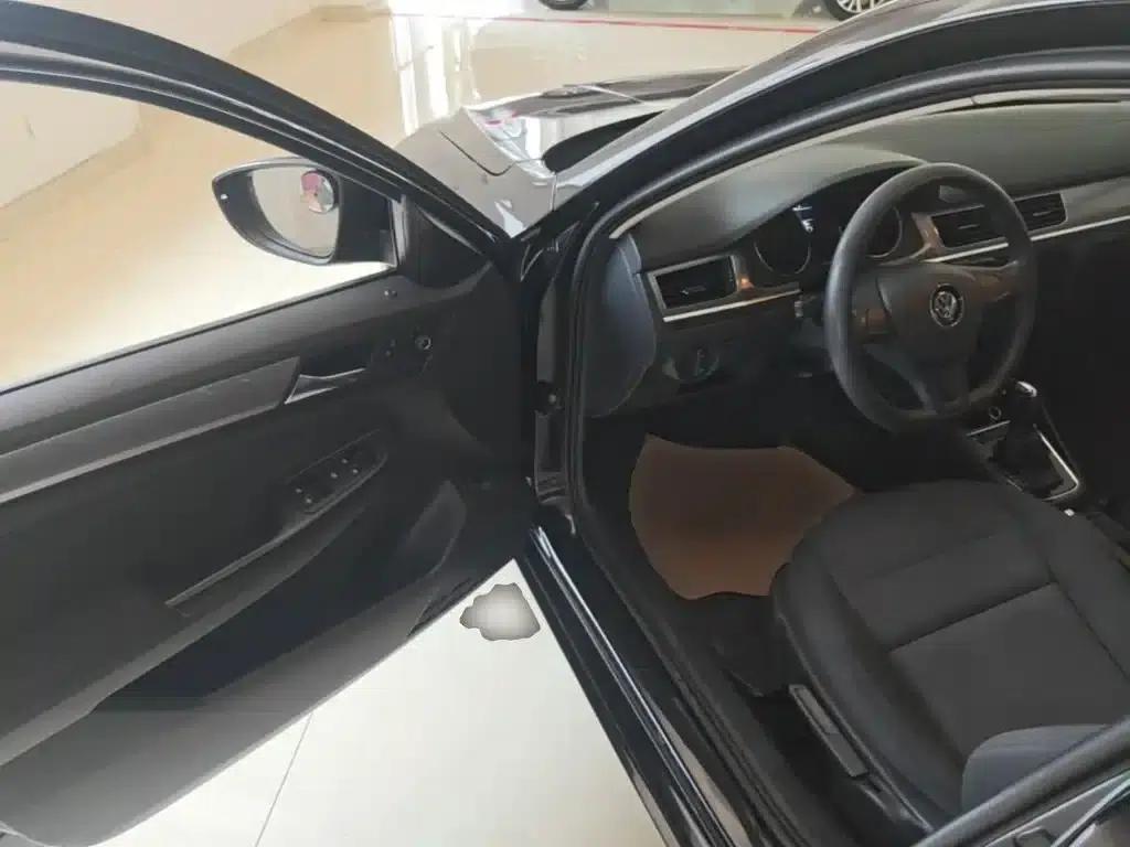 2019 Volkswagen Bora Facelift: Bora Legend 1.5L Automatic Fashion Model (China VI Emission Standard) — миниатюра 16