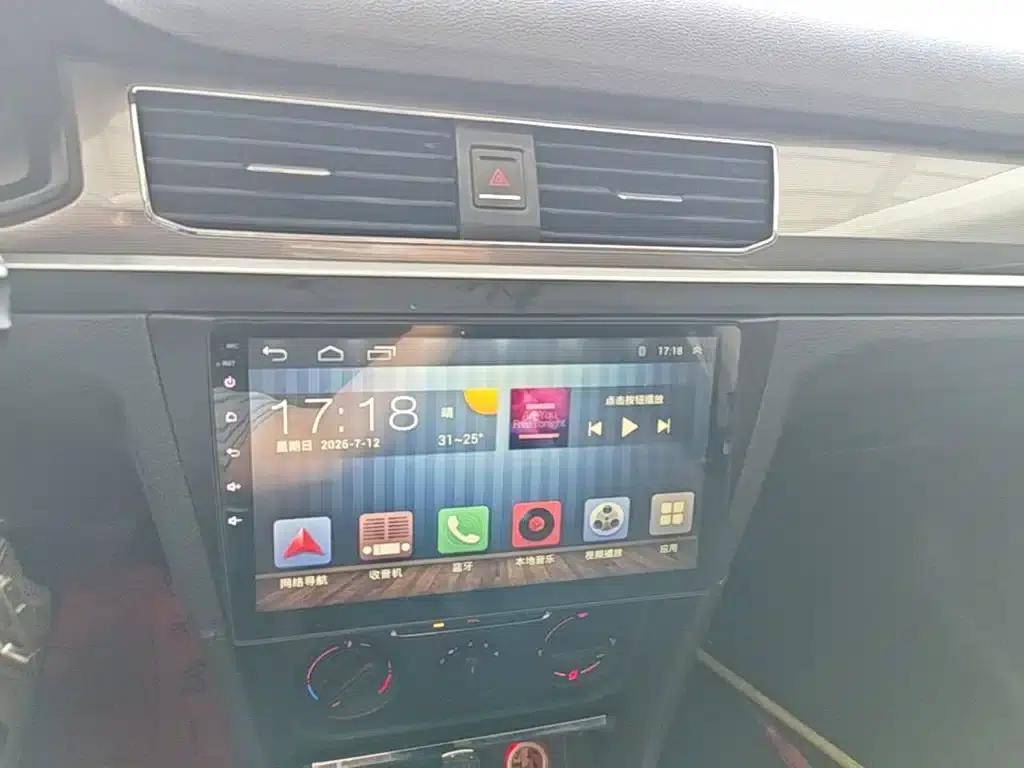 2017 Volkswagen Bora 1.6L Automatic Fashion Edition — миниатюра 13