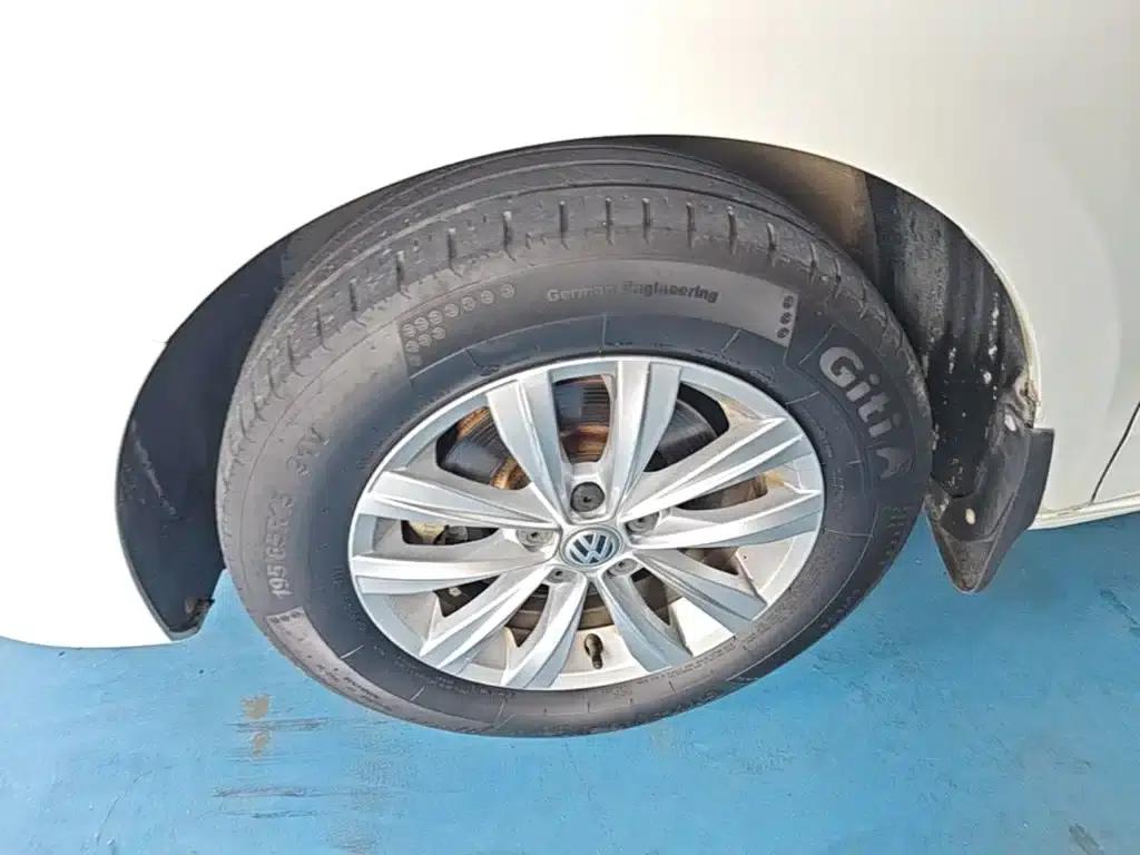2017 Volkswagen Bora 1.6L Automatic Fashion Edition — миниатюра 23