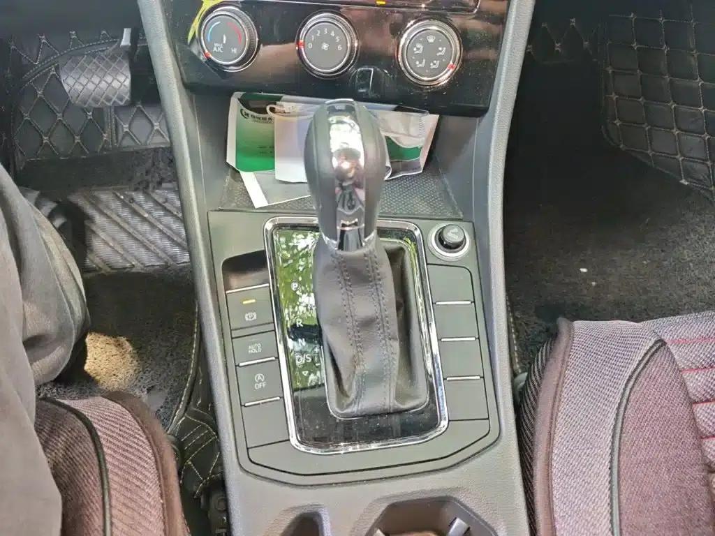 2020 Volkswagen Bora 1.5L Automatic Comfort Model — миниатюра 11