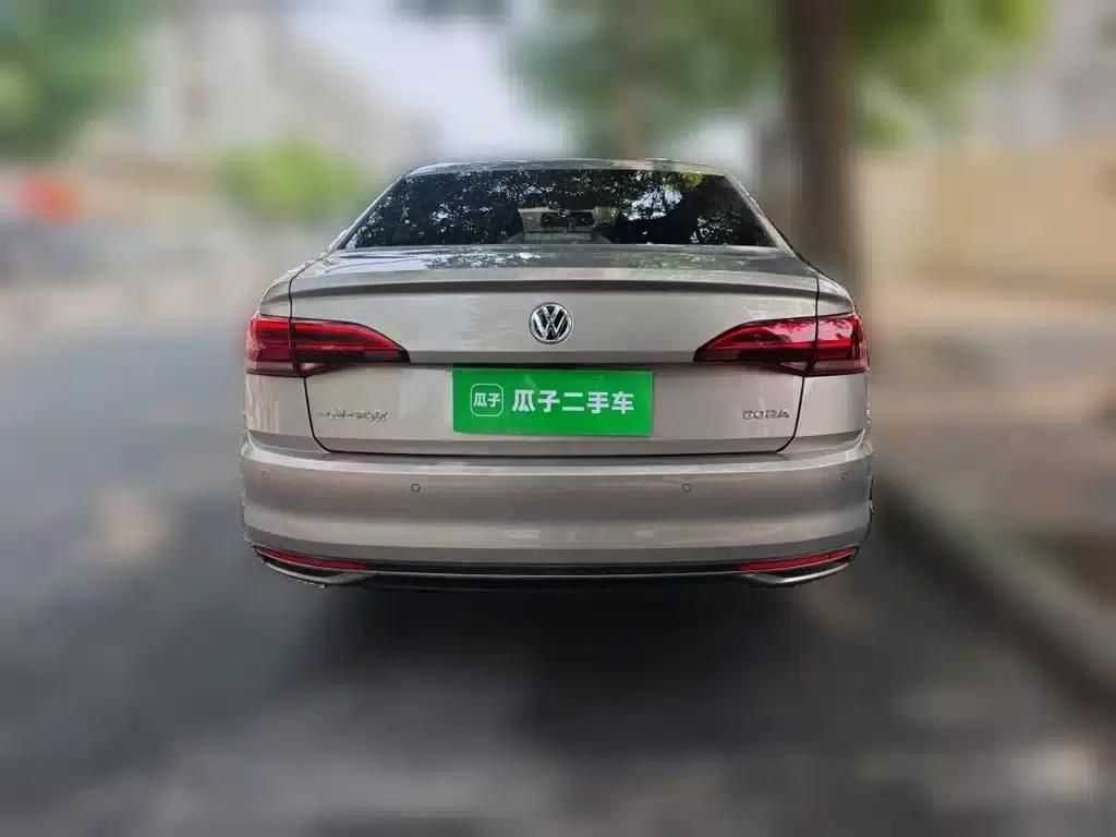 2020 Volkswagen Bora 1.5L Automatic Comfort Model — миниатюра 4