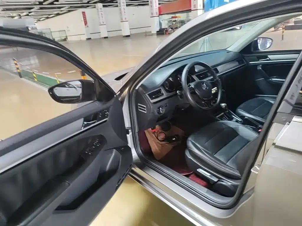 2016 Volkswagen Bora 1.6L Automatic Comfort Model — миниатюра 16