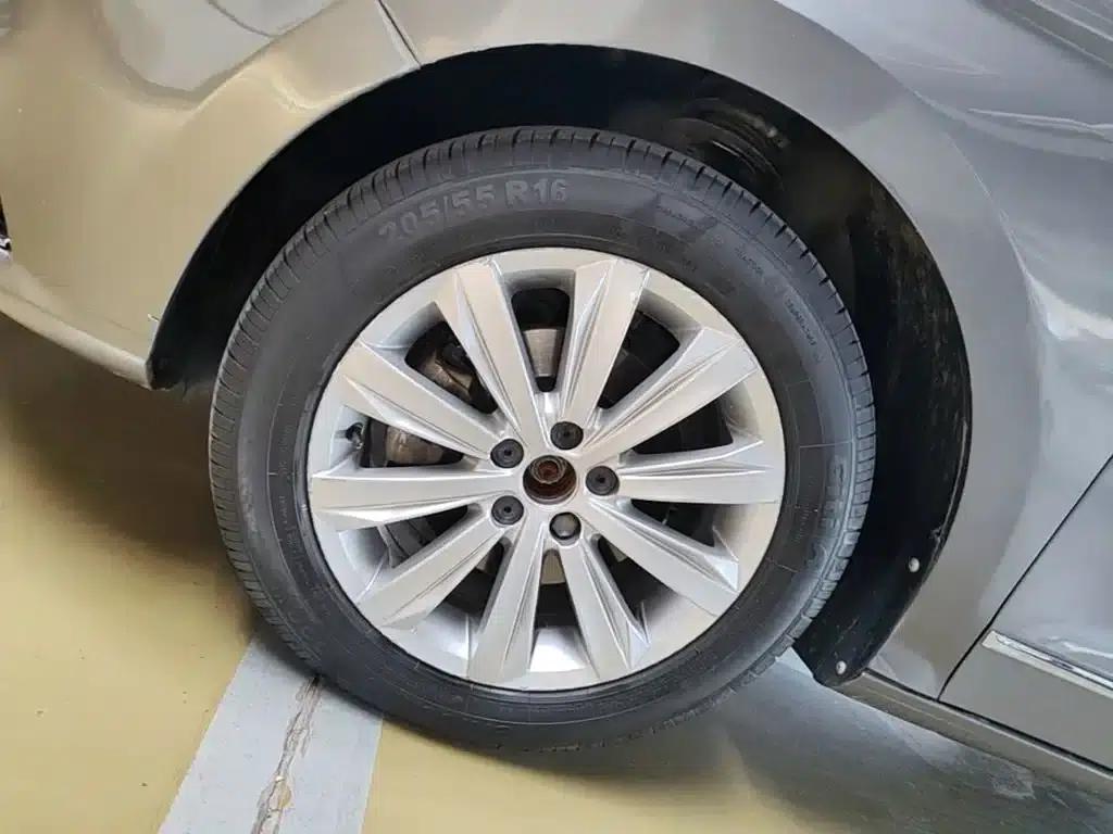 2016 Volkswagen Bora 1.6L Automatic Comfort Model — миниатюра 23