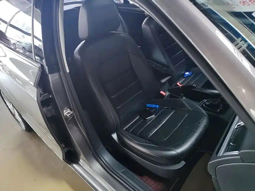 2016 Volkswagen Bora 1.6L Automatic Comfort Model — миниатюра 25