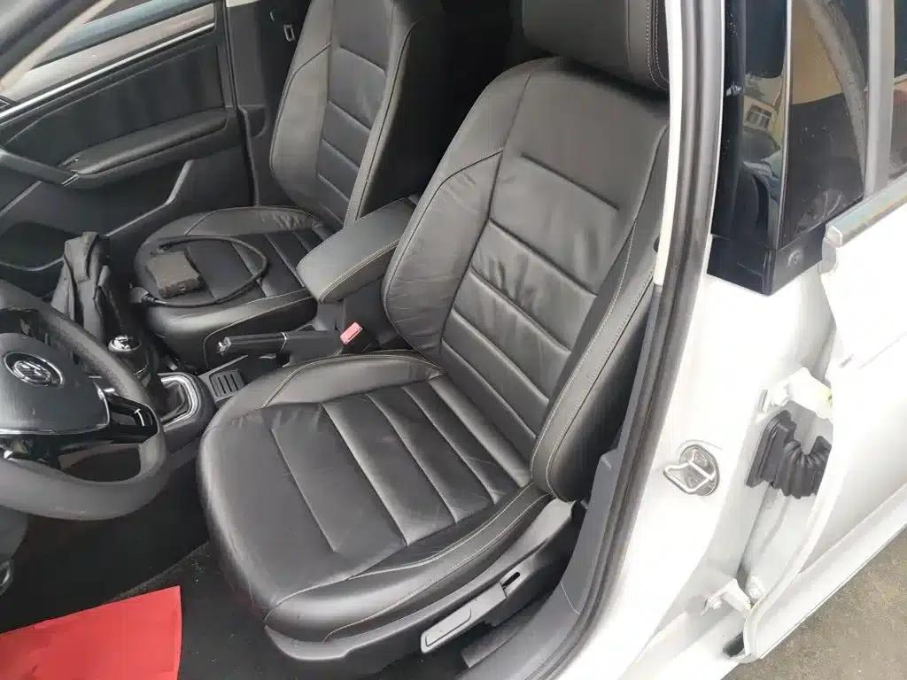 2016 Volkswagen Bora 230TSI Manual Comfort Model — миниатюра 11