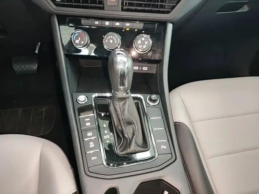2023 Volkswagen Bora 280TSI DSG Comfort Edition — миниатюра 14