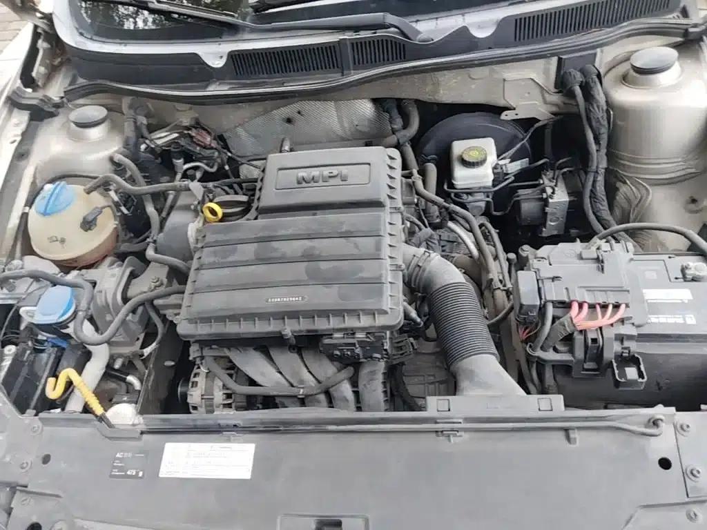 2017 Volkswagen Bora 1.6L Automatic Comfort Model — миниатюра 20